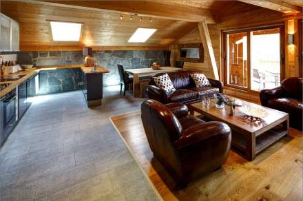 La Ferme du Chozal - Residence Gentiane - Kitchen and living room<br />
 