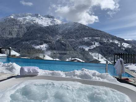 Spa Hotel in Savoyen mit Pool und Jacuzzi La Ferme du Chozal in Hauteluce